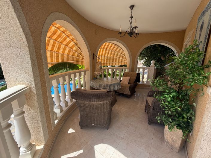 Image No.14-3 Bed Villa for sale