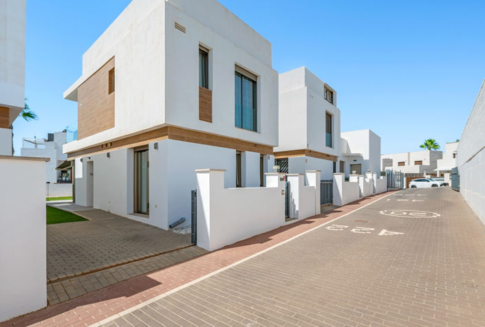 Image No.32-3 Bed Villa for sale