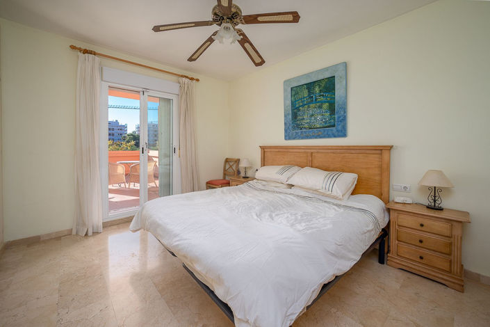 Image No.13-3 Bed Apartment for sale