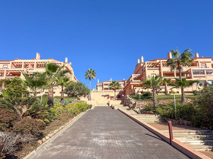Image No.29-3 Bed Apartment for sale