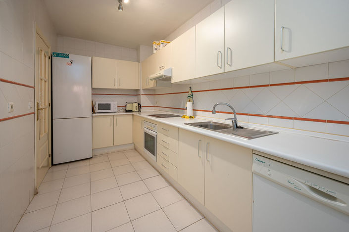 Image No.9-3 Bed Apartment for sale