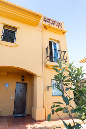 Image No.15-3 Bed Semi-Detached for sale