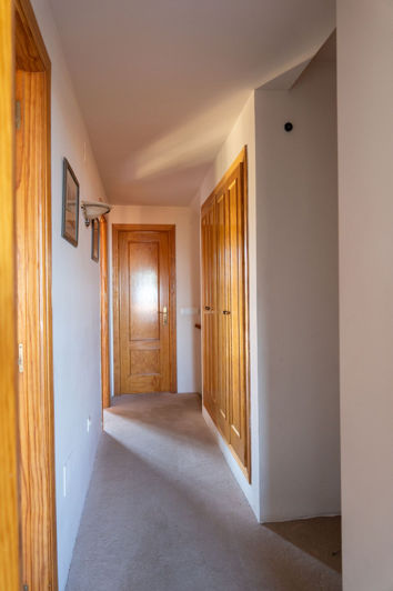 Image No.29-3 Bed Semi-Detached for sale