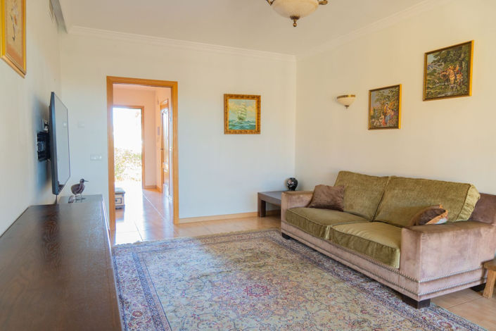Image No.8-3 Bed Semi-Detached for sale