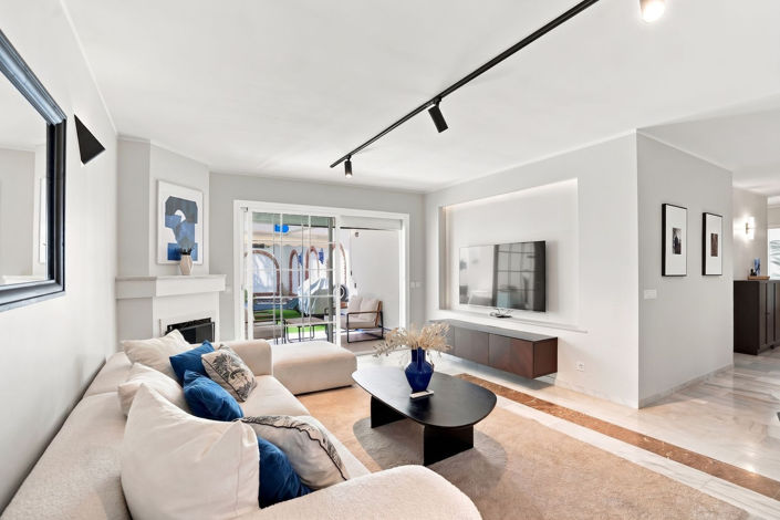 Image No.20-2 Bed Apartment for sale