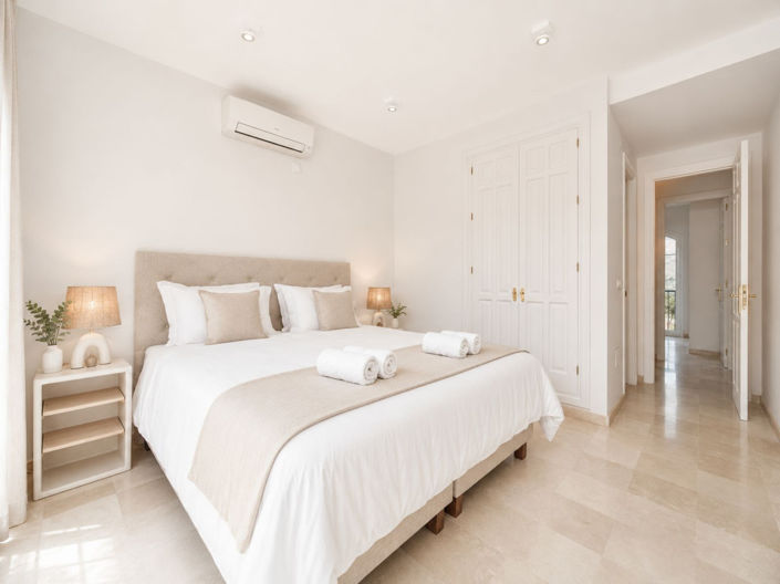 Image No.38-5 Bed Villa for sale