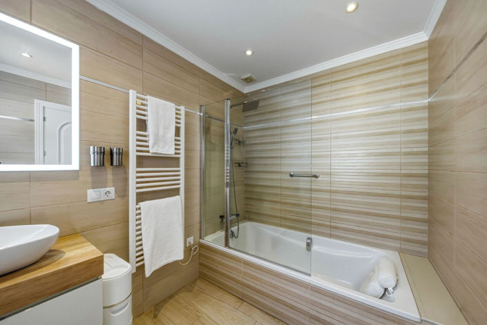 Image No.34-5 Bed Villa for sale