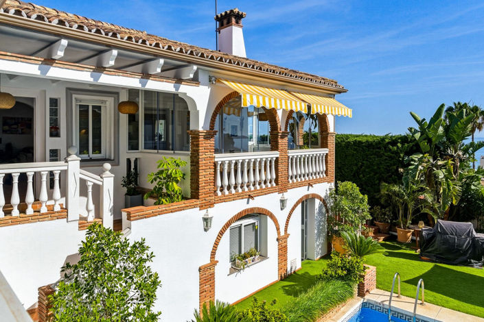 Image No.48-5 Bed Villa for sale