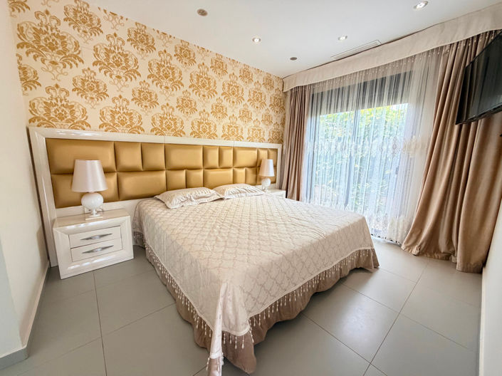 Image No.19-3 Bed Villa for sale