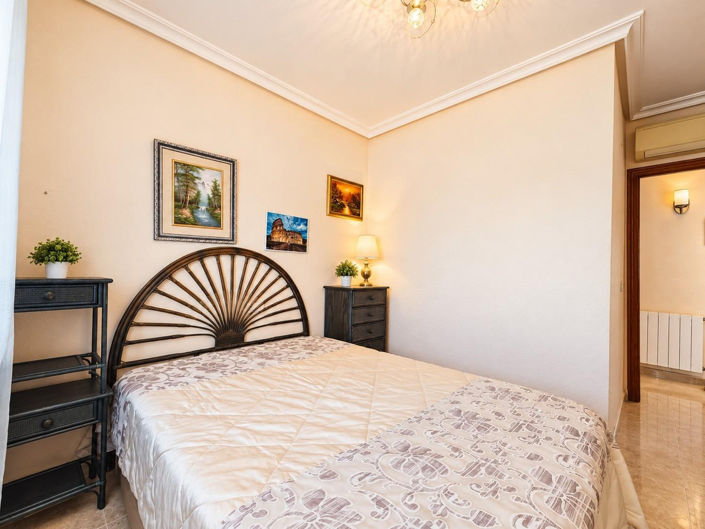 Image No.15-3 Bed Villa for sale