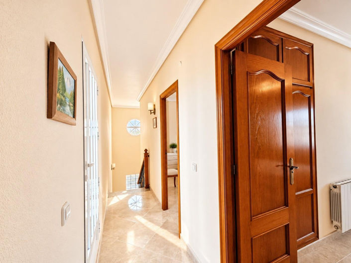Image No.17-3 Bed Villa for sale