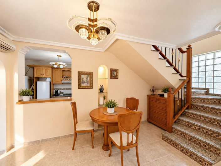 Image No.24-3 Bed Villa for sale