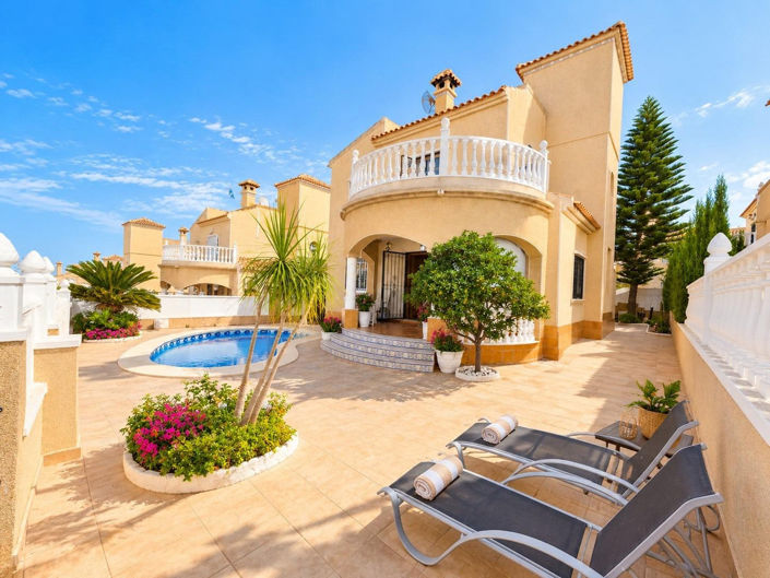 Image No.28-3 Bed Villa for sale