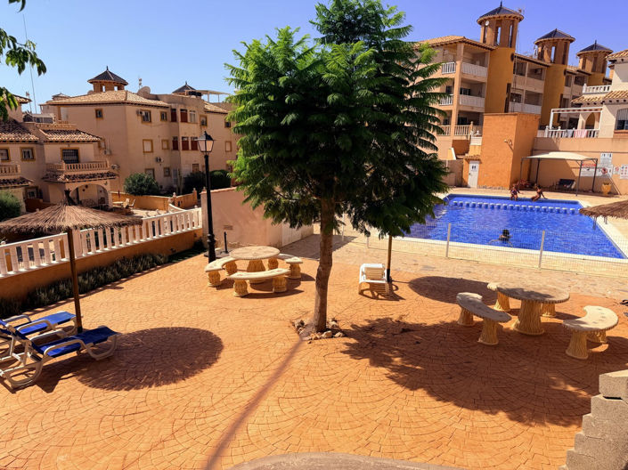 Image No.22-2 Bed Townhouse for sale
