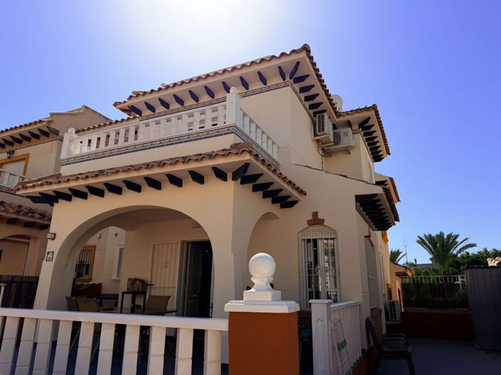 Image No.4-2 Bed Townhouse for sale