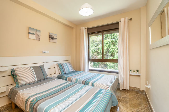 Image No.10-2 Bed Apartment for sale
