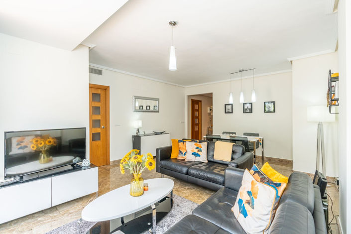 Image No.8-2 Bed Apartment for sale