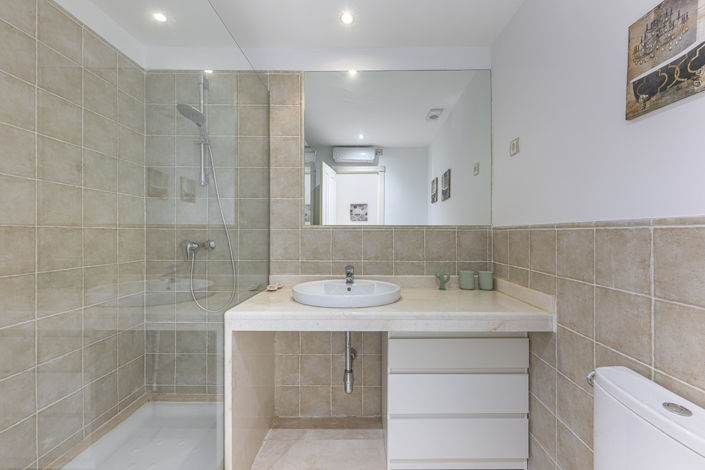 Image No.29-2 Bed Apartment for sale