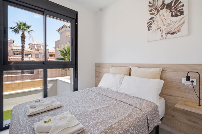 Image No.17-2 Bed Apartment for sale