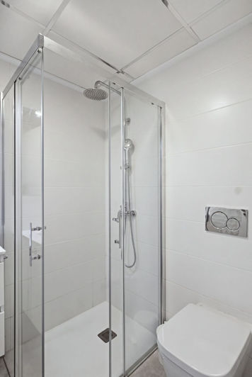 Image No.21-2 Bed Apartment for sale
