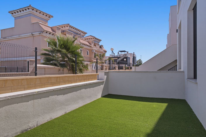 Image No.34-2 Bed Apartment for sale