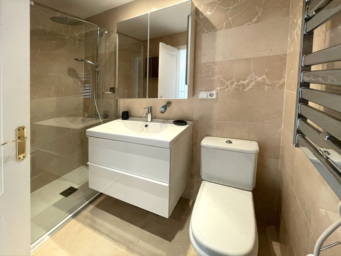 Image No.33-2 Bed Apartment for sale