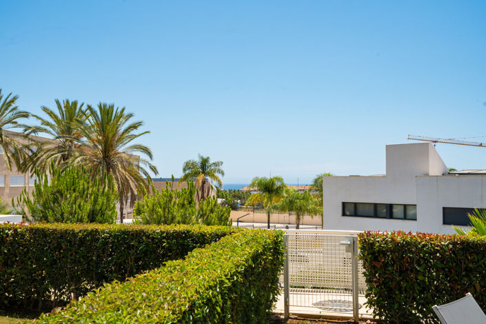 Image No.20-3 Bed Apartment for sale