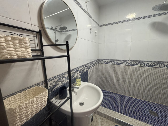 Image No.20-2 Bed Apartment for sale