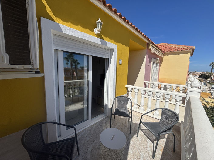 Image No.8-2 Bed Apartment for sale