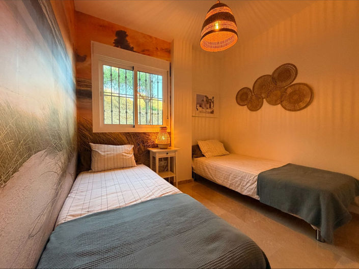 Image No.17-3 Bed Apartment for sale