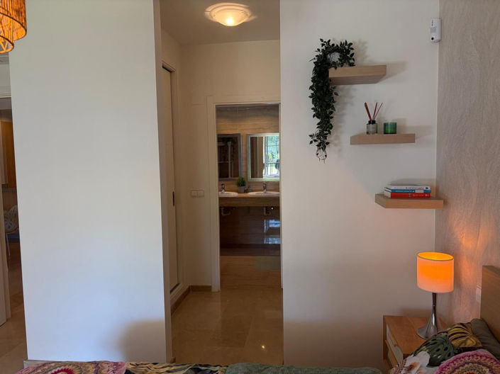 Image No.19-3 Bed Apartment for sale
