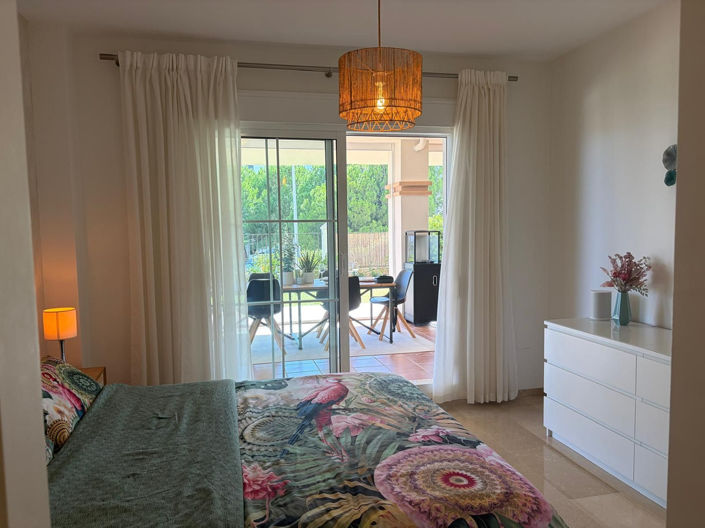 Image No.27-3 Bed Apartment for sale