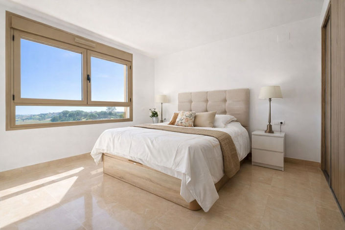 Image No.22-3 Bed Townhouse for sale