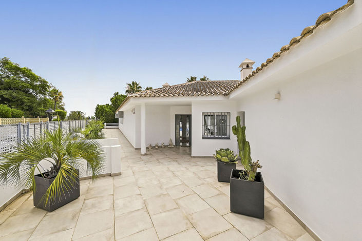 Image No.3-Villa de 5 chambres à vendre à Mijas Costa