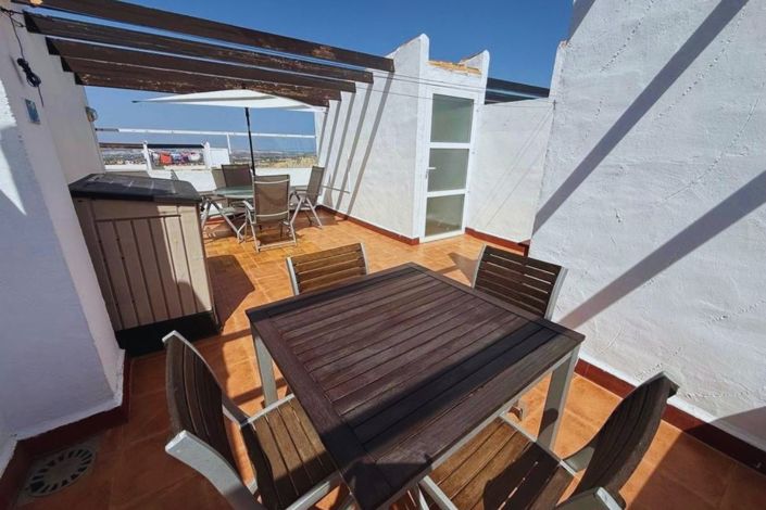 Image No.19-3 Bed Townhouse for sale