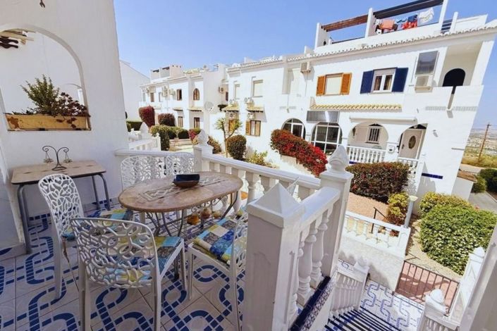 Image No.23-3 Bed Townhouse for sale