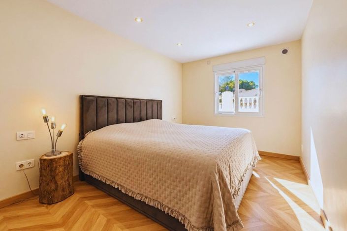 Image No.25-5 Bed Villa for sale