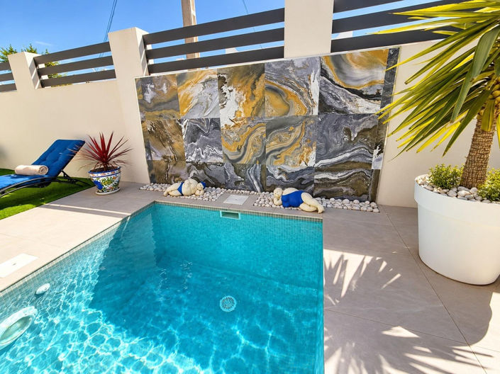 Image No.33-3 Bed Villa for sale