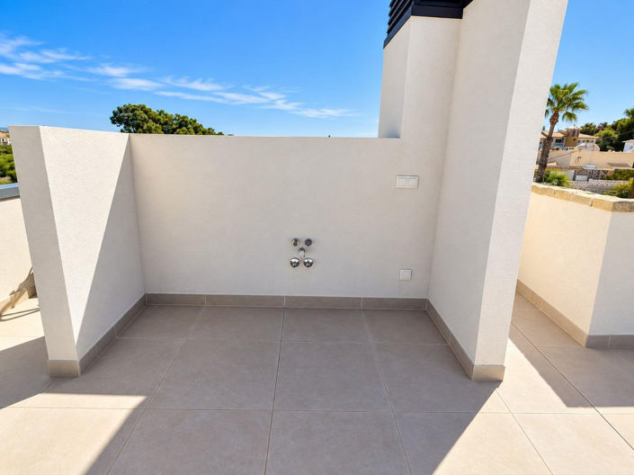 Image No.4-3 Bed Villa for sale