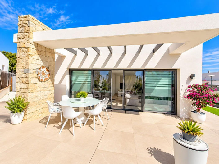 Image No.40-3 Bed Villa for sale