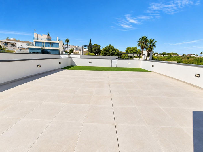 Image No.5-3 Bed Villa for sale