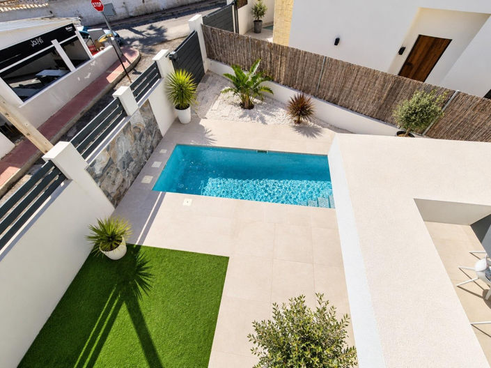 Image No.6-3 Bed Villa for sale