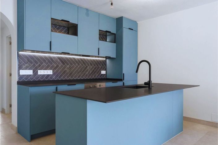 Image No.8-3 Bed Apartment for sale