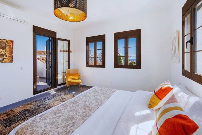 Image No.31-4 Bed Townhouse for sale