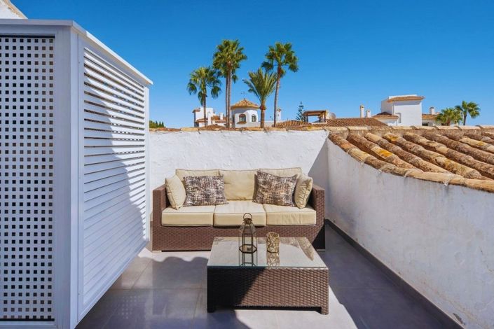 Image No.32-4 Bed Townhouse for sale