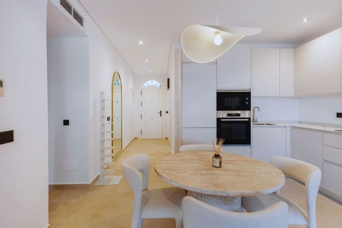 Image No.11-3 Bed Apartment for sale
