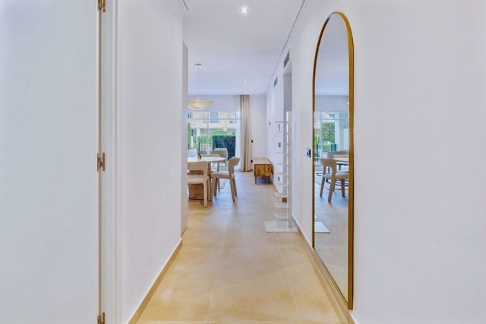 Image No.12-3 Bed Apartment for sale