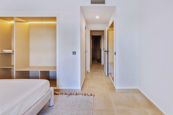 Image No.26-3 Bed Apartment for sale