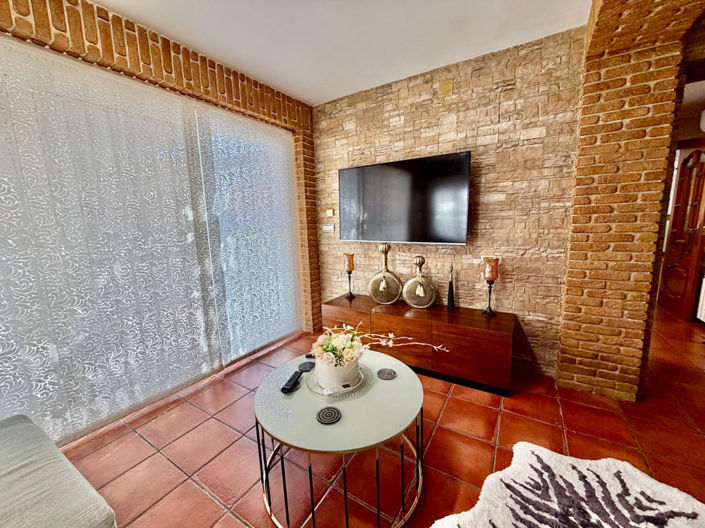 Image No.22-4 Bed Semi-Detached for sale
