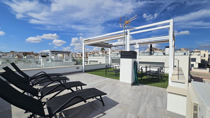 Image No.27-6 Bed Villa for sale